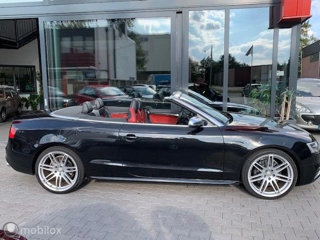 Hoofdafbeelding Audi S5