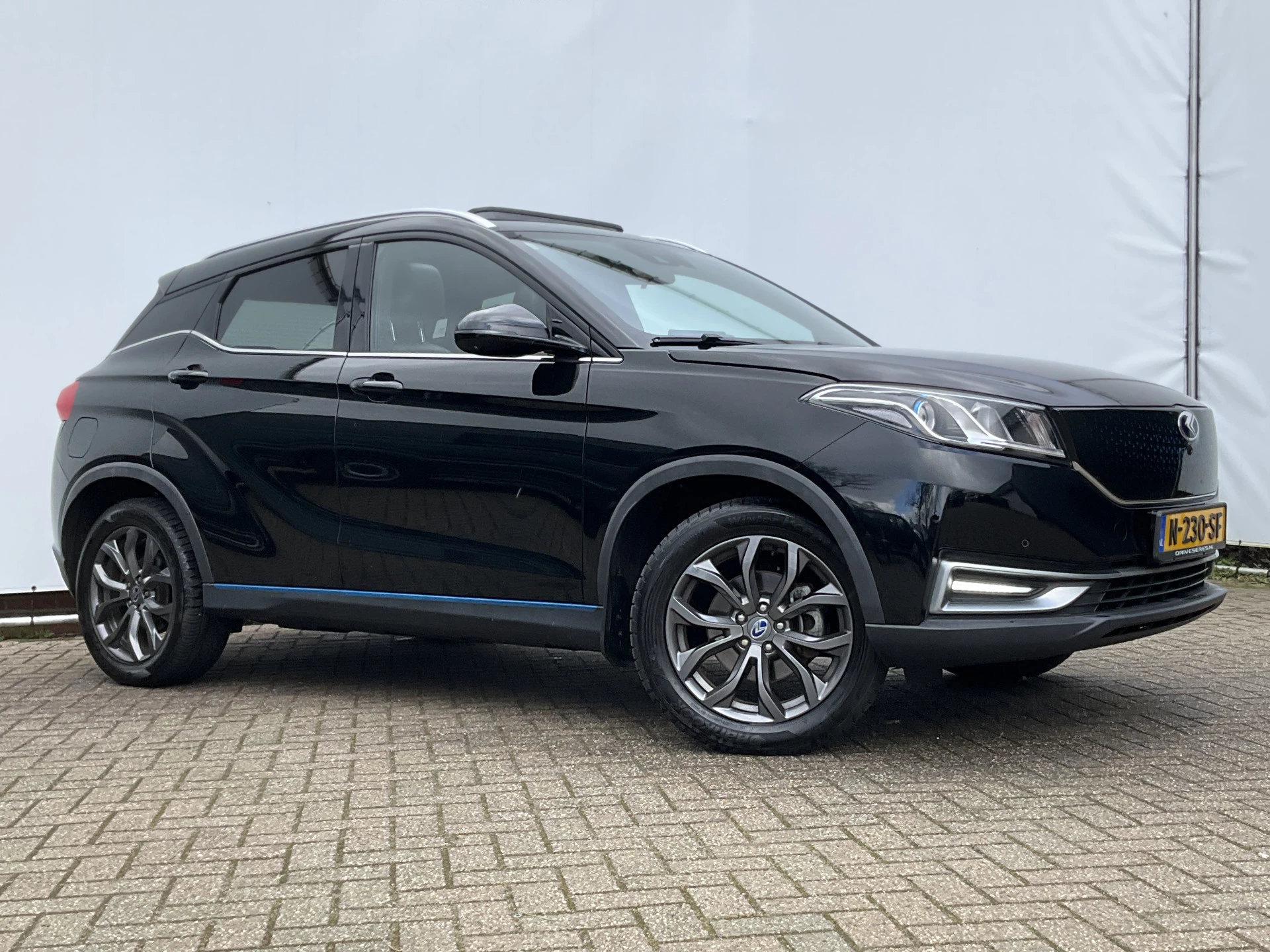 Hoofdafbeelding Seres 3