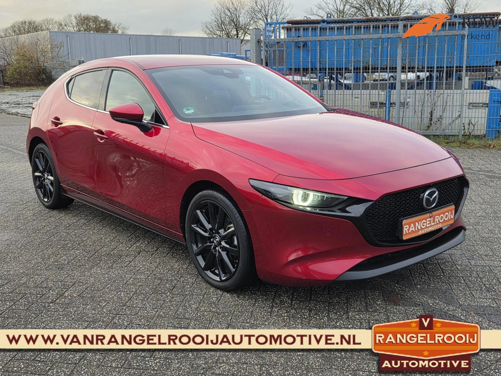 Hoofdafbeelding Mazda 3