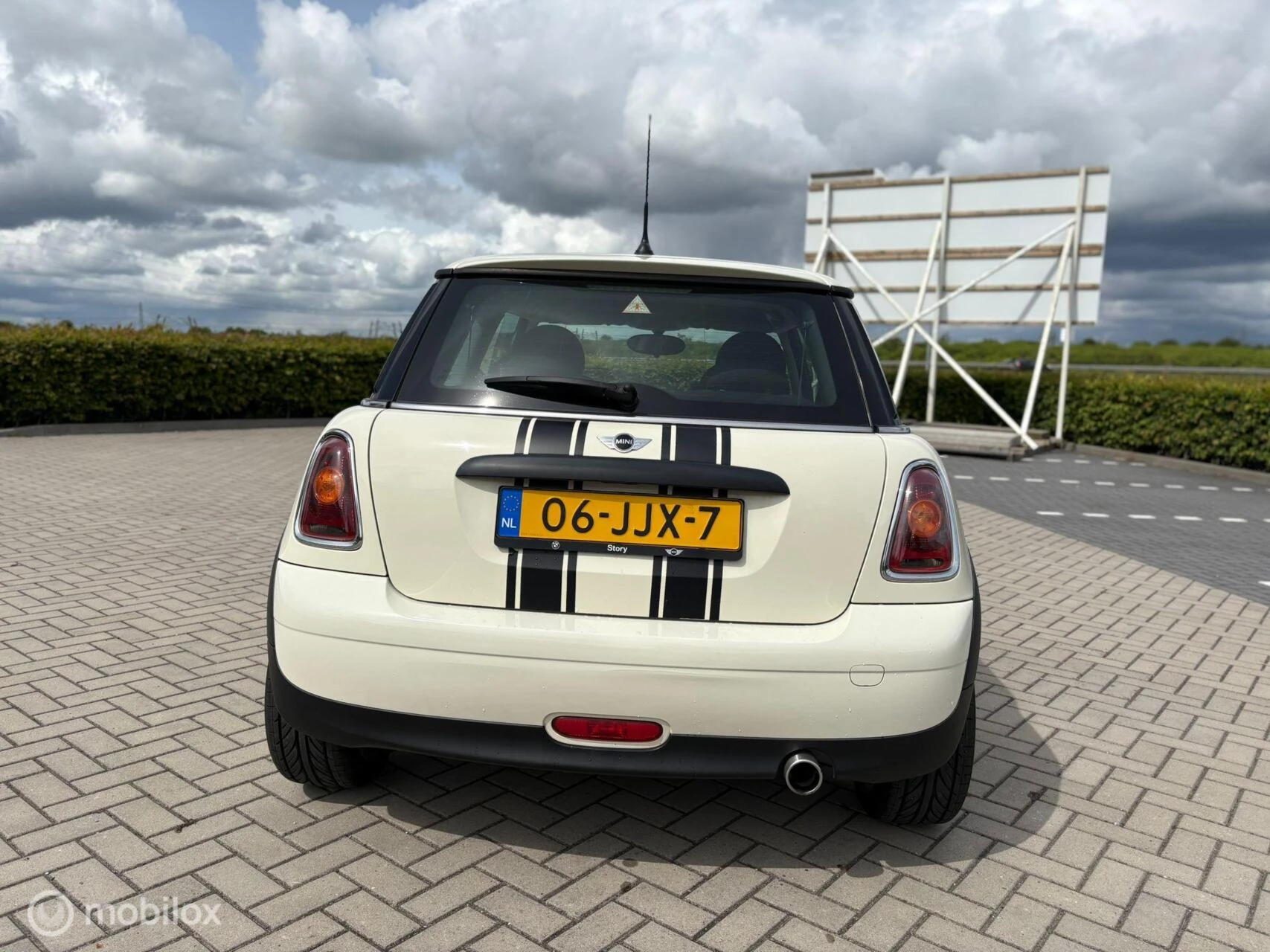 Hoofdafbeelding MINI One