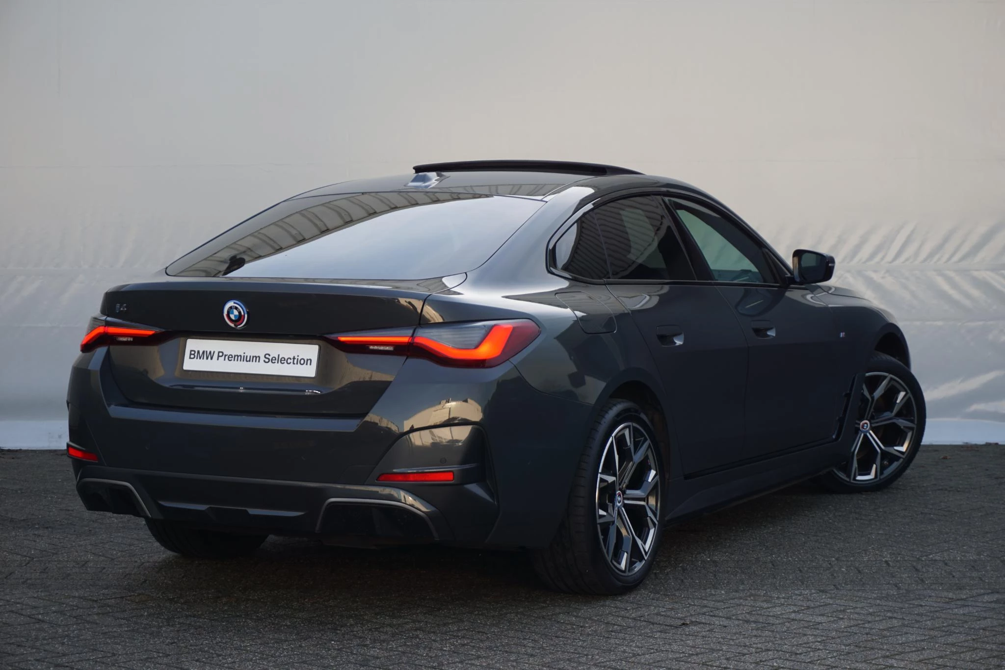 Hoofdafbeelding BMW i4