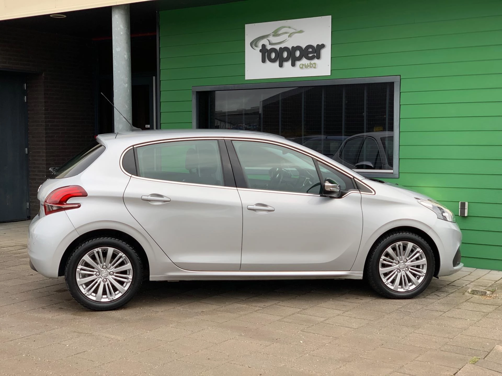 Hoofdafbeelding Peugeot 208