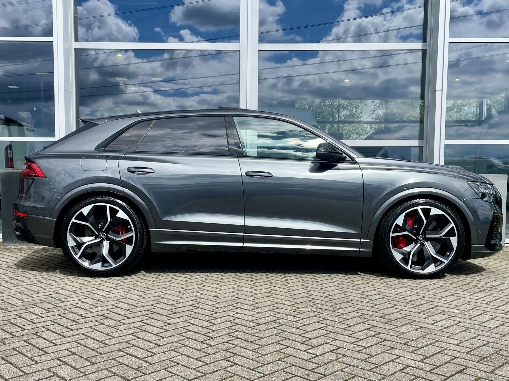 Hoofdafbeelding Audi RSQ8