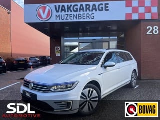 Volkswagen Passat Variant 1.4 TSI GTE // ERGO MASSAGE STOELEN // FULL LED // ADAP. CRUISE // STOELVERWARMING // NAVI // PDC //