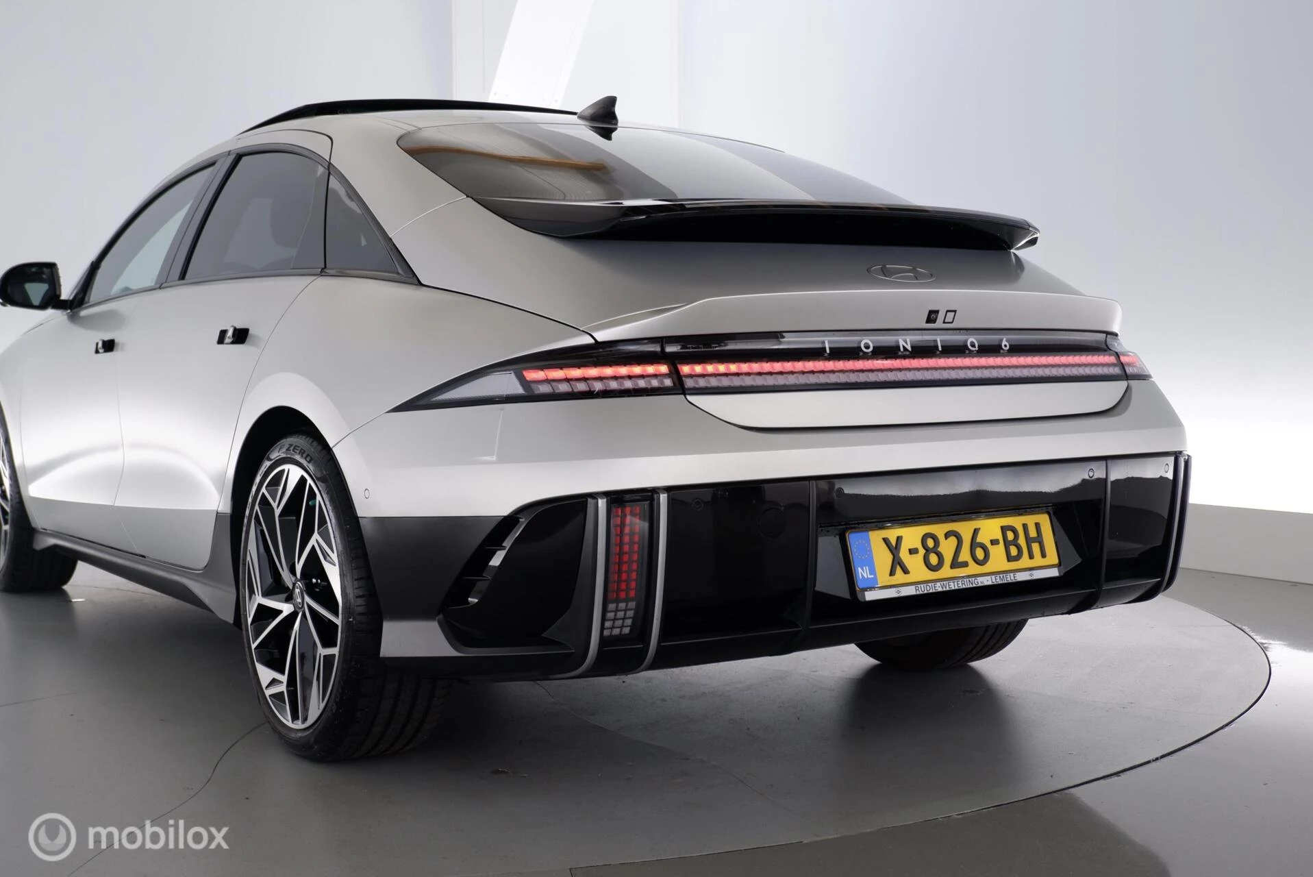 Hoofdafbeelding Hyundai IONIQ 6