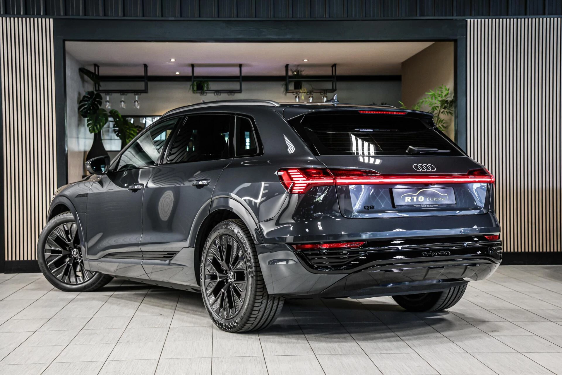 Hoofdafbeelding Audi Q8 e-tron