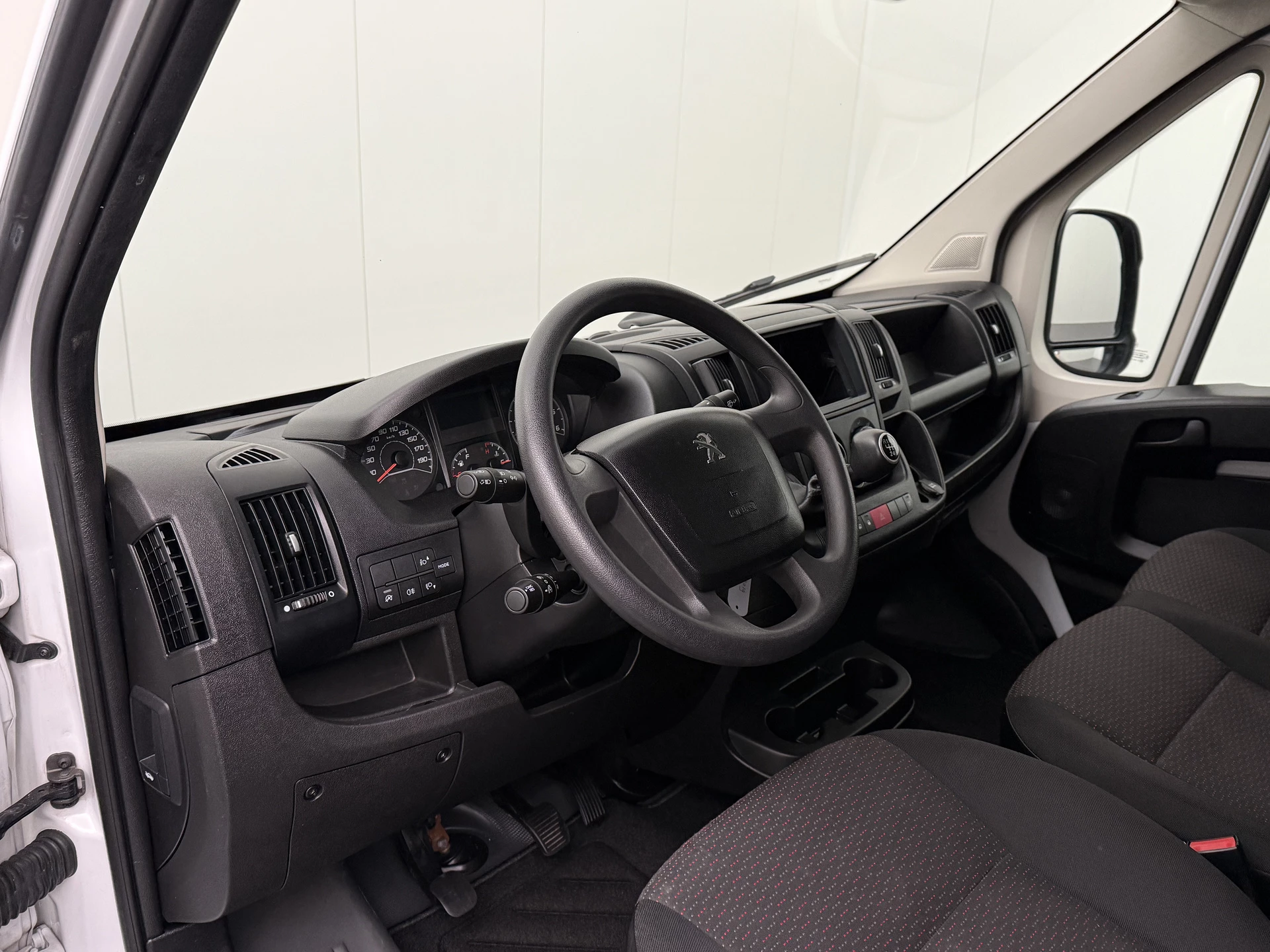 Hoofdafbeelding Peugeot Boxer