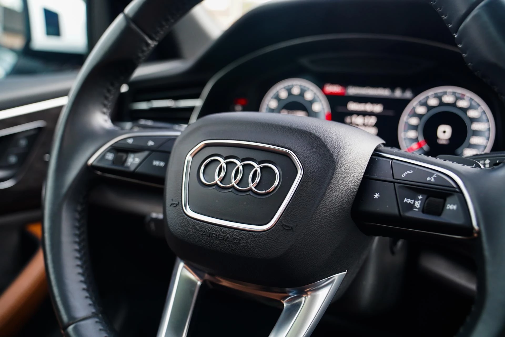 Hoofdafbeelding Audi Q8