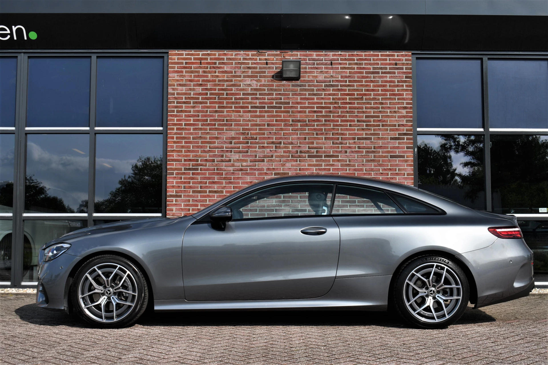 Hoofdafbeelding Mercedes-Benz E-Klasse