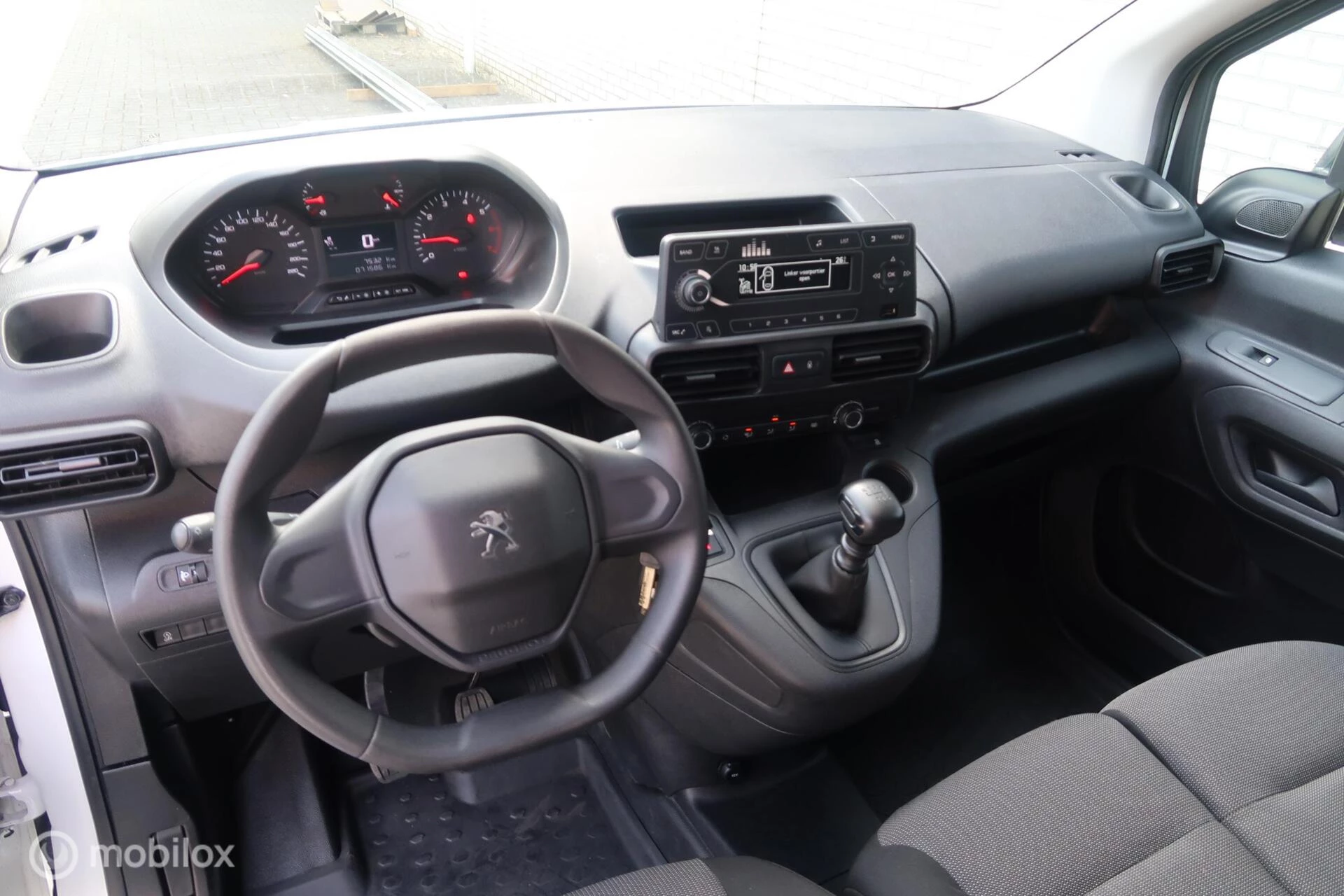 Hoofdafbeelding Peugeot Partner