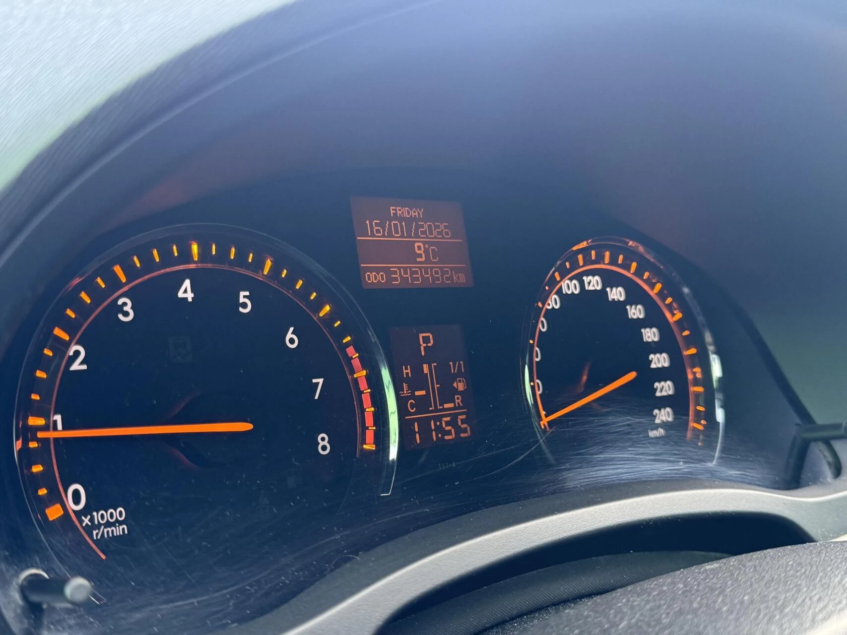 Hoofdafbeelding Toyota Avensis