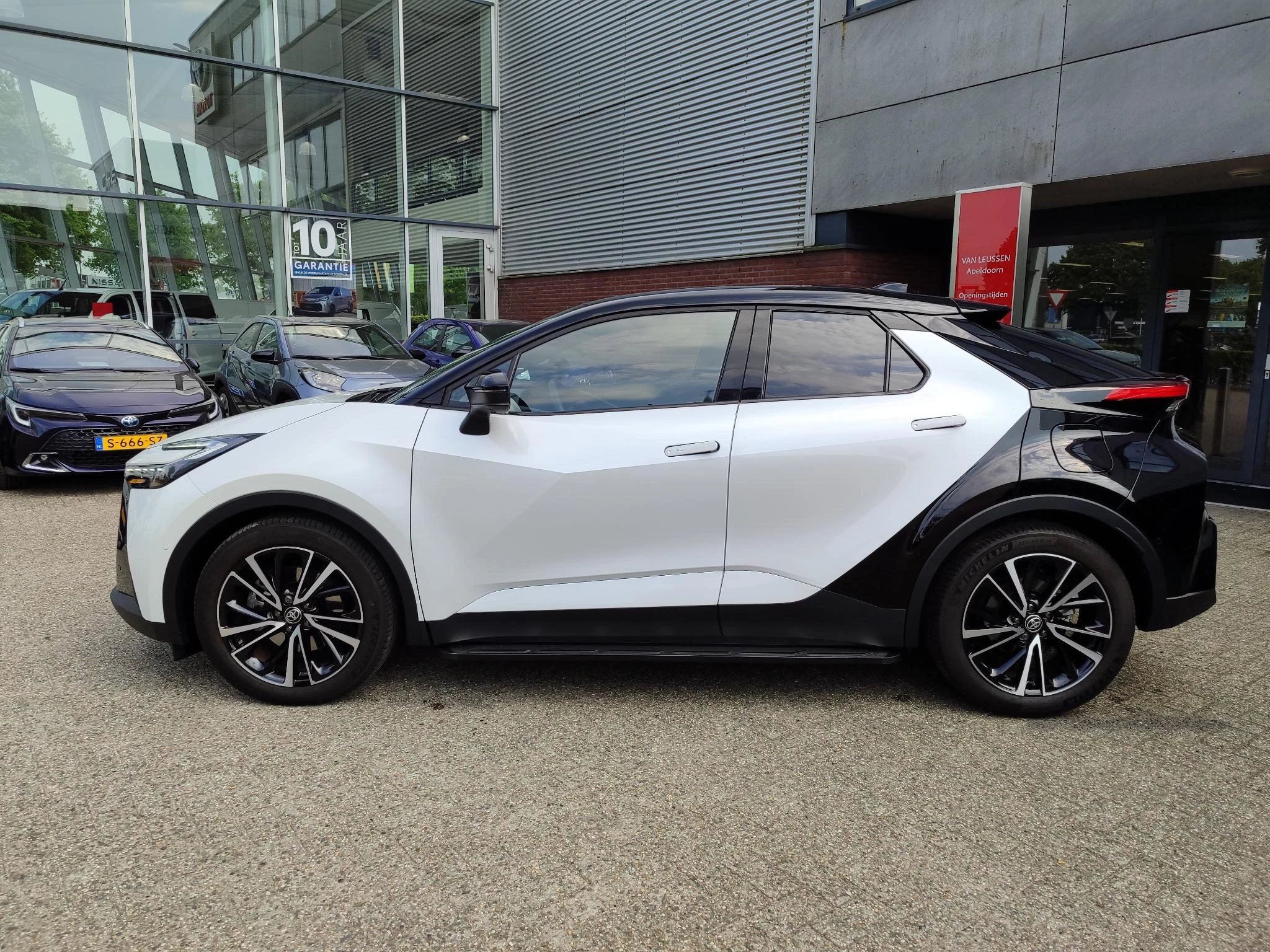 Hoofdafbeelding Toyota C-HR