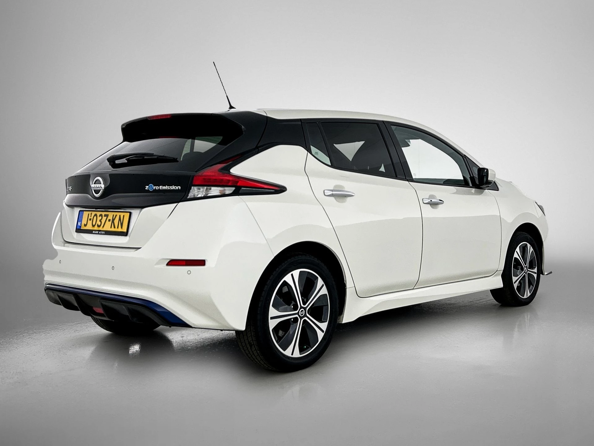 Hoofdafbeelding Nissan Leaf