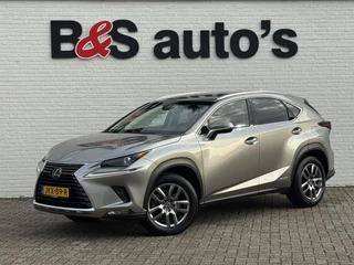 Hoofdafbeelding Lexus NX Lexus NX 300h AWD Luxury Line Trekhaak DAB Camera Navigatie Led Lane assist