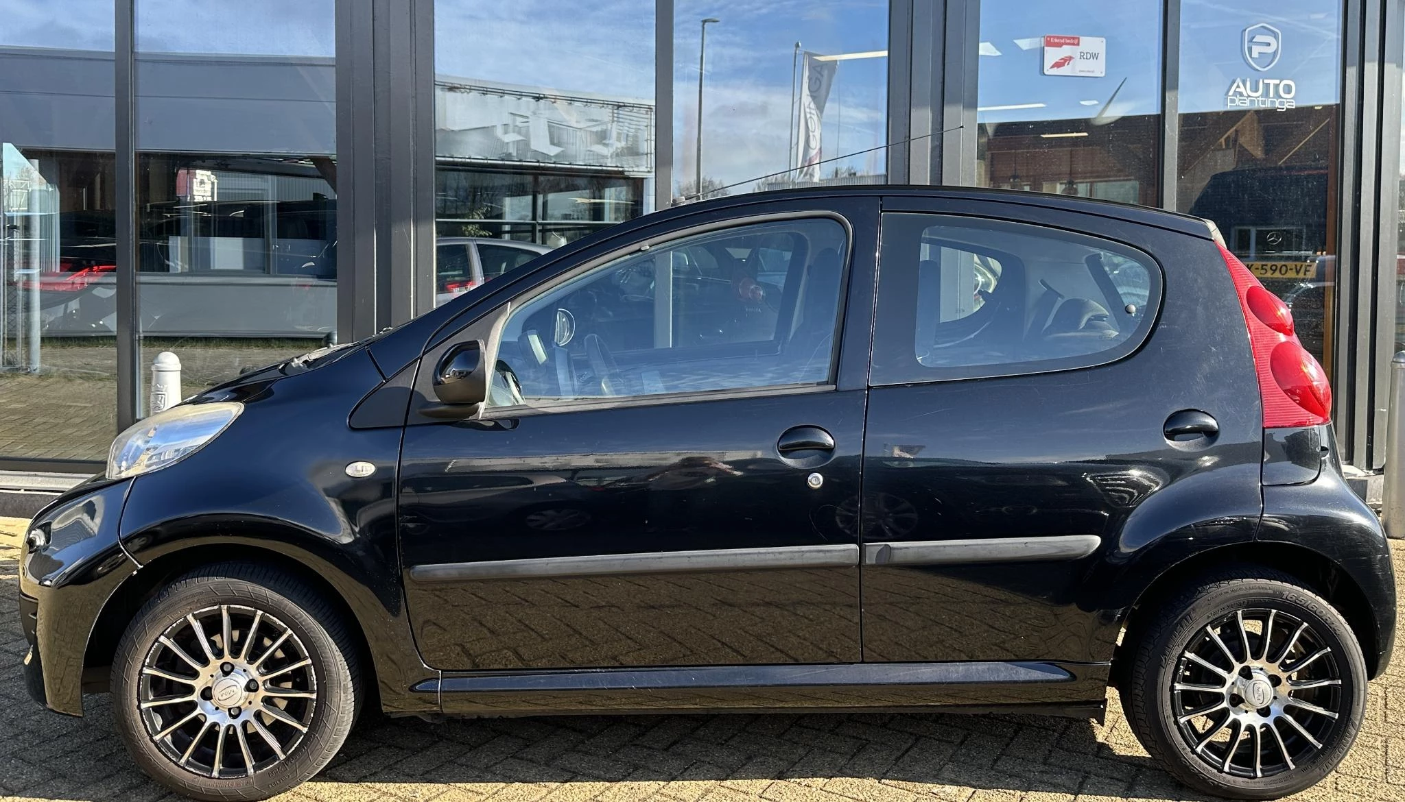 Hoofdafbeelding Peugeot 107