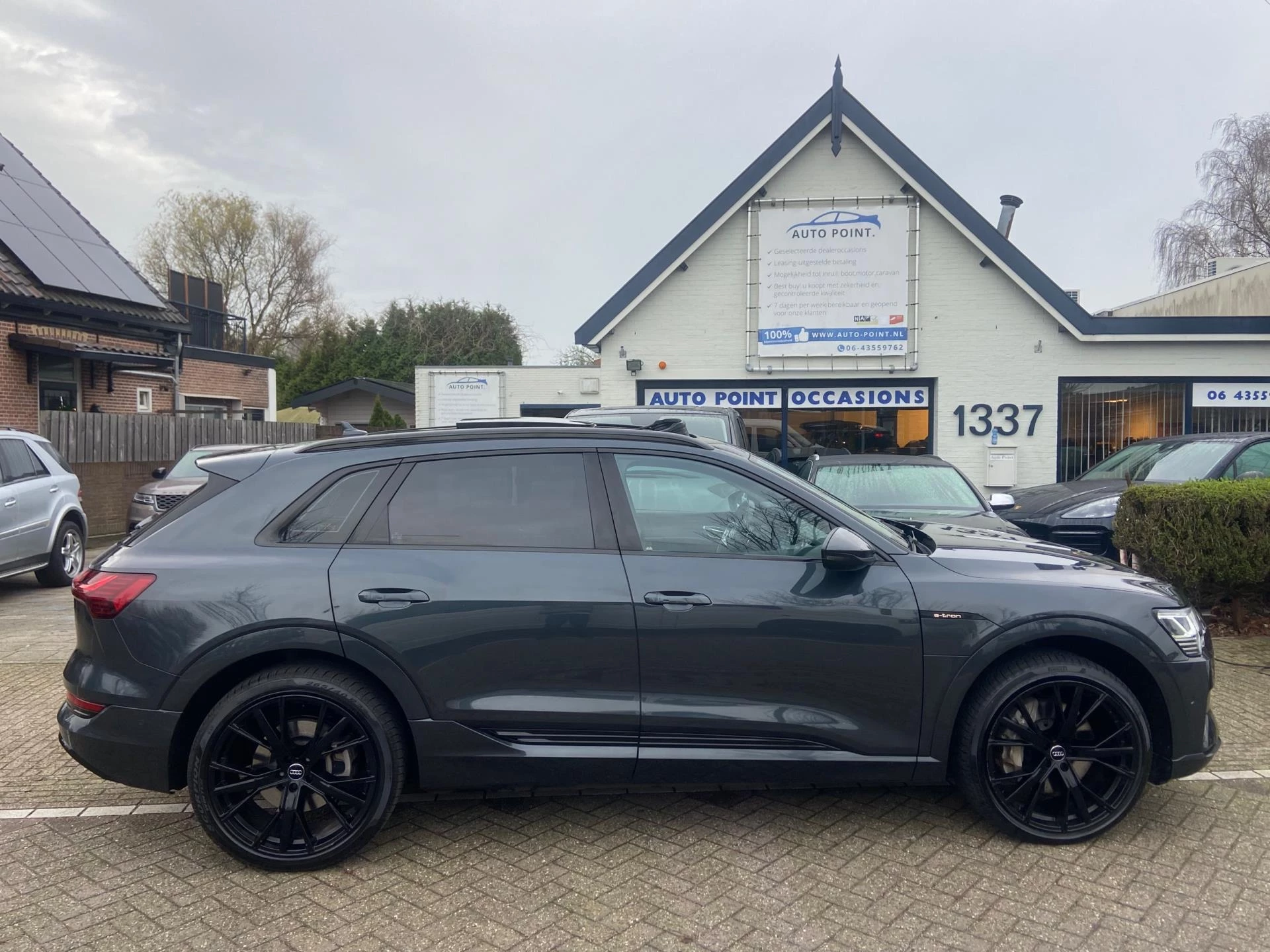 Hoofdafbeelding Audi e-tron