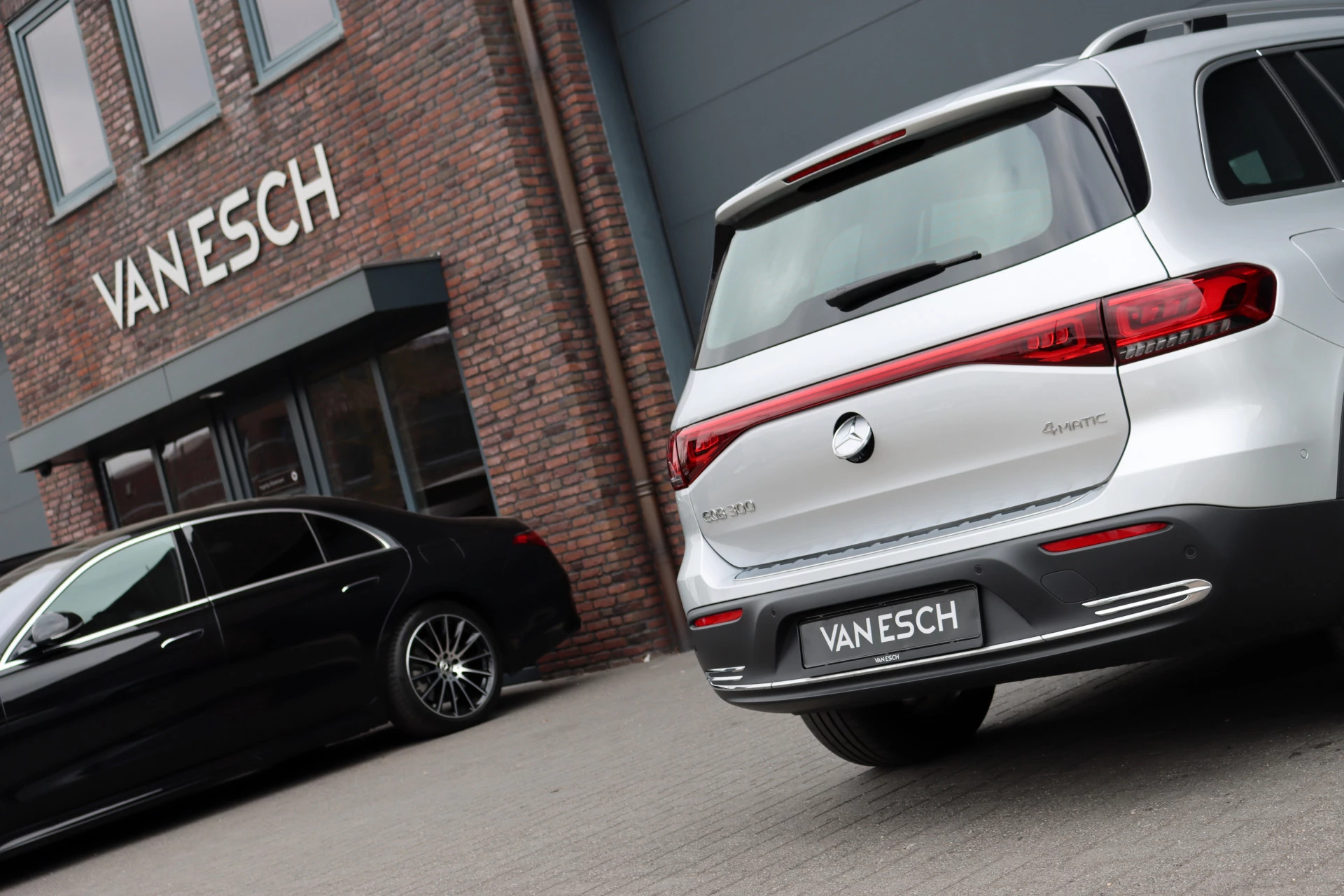Hoofdafbeelding Mercedes-Benz EQB