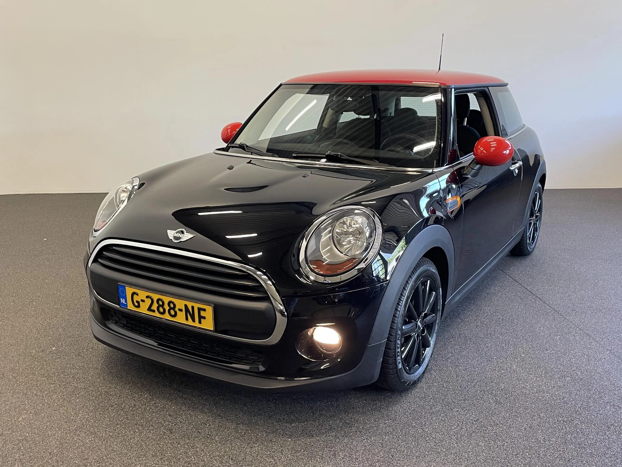 Hoofdafbeelding MINI One