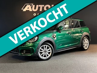 Mini Mini Countryman 2.0 Cooper S E ALL4 John Cooper Works Pano/ Stoelverwarming/ British Green/ Camera/ Keyless/ DigitaleCockpit