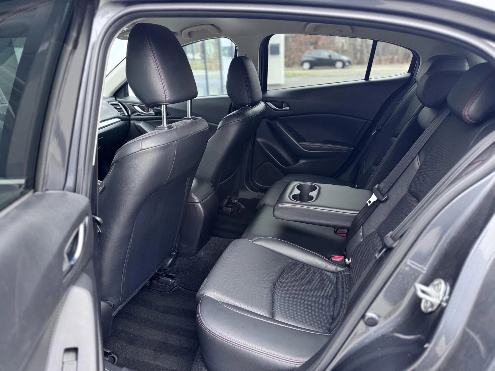 Hoofdafbeelding Mazda 3