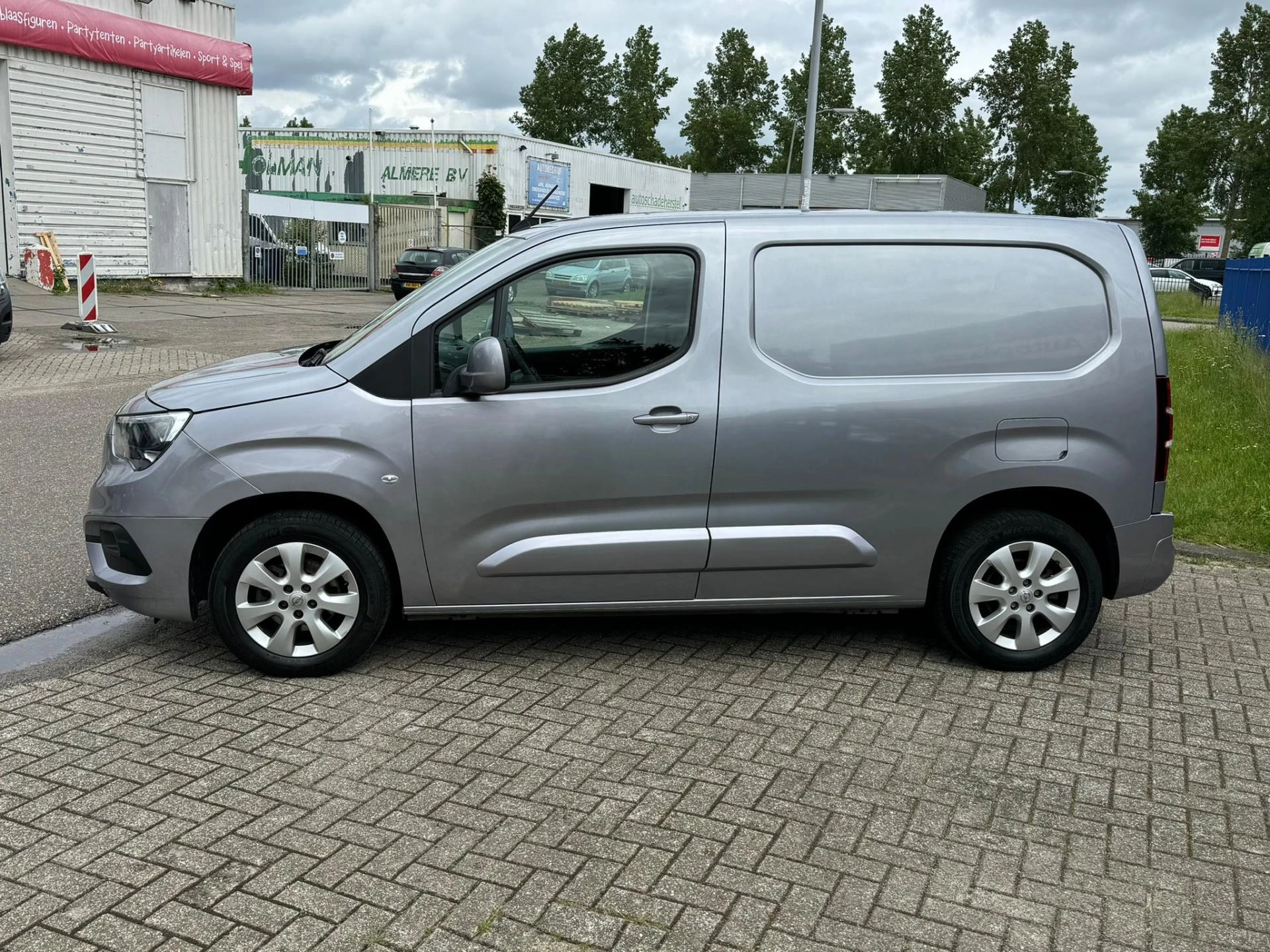 Hoofdafbeelding Opel Combo