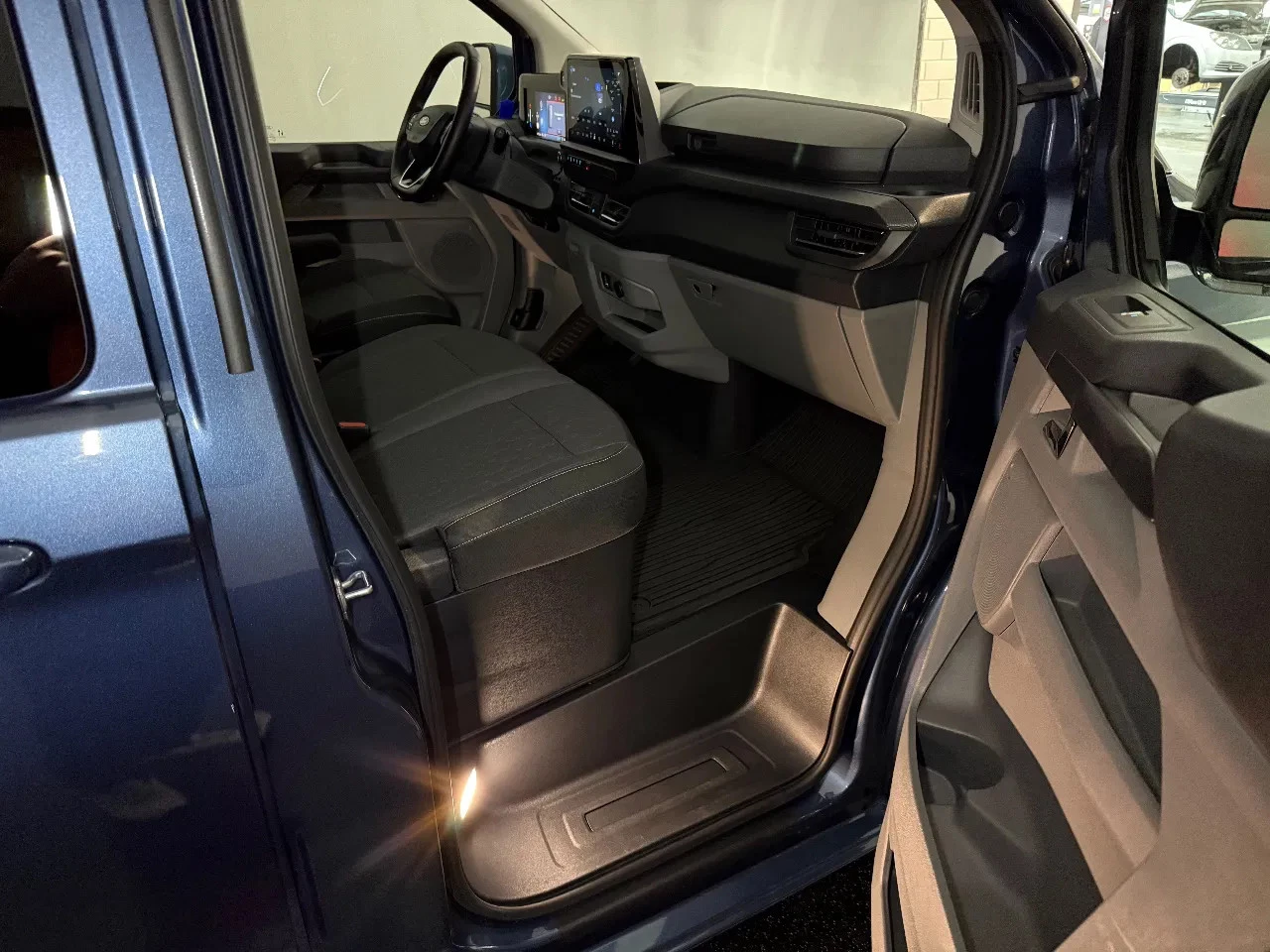 Hoofdafbeelding Ford E-Transit Custom