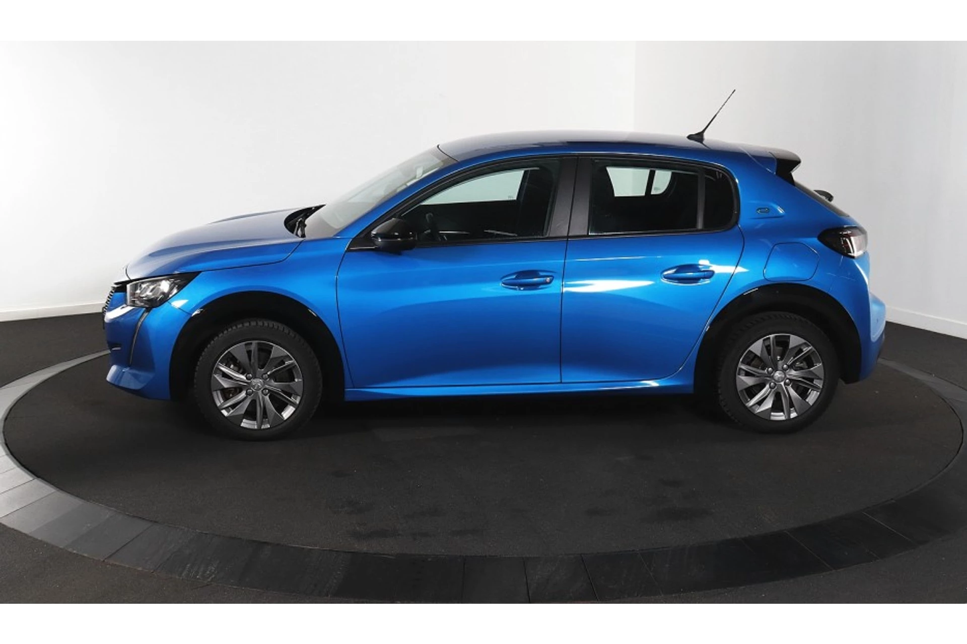 Hoofdafbeelding Peugeot e-208