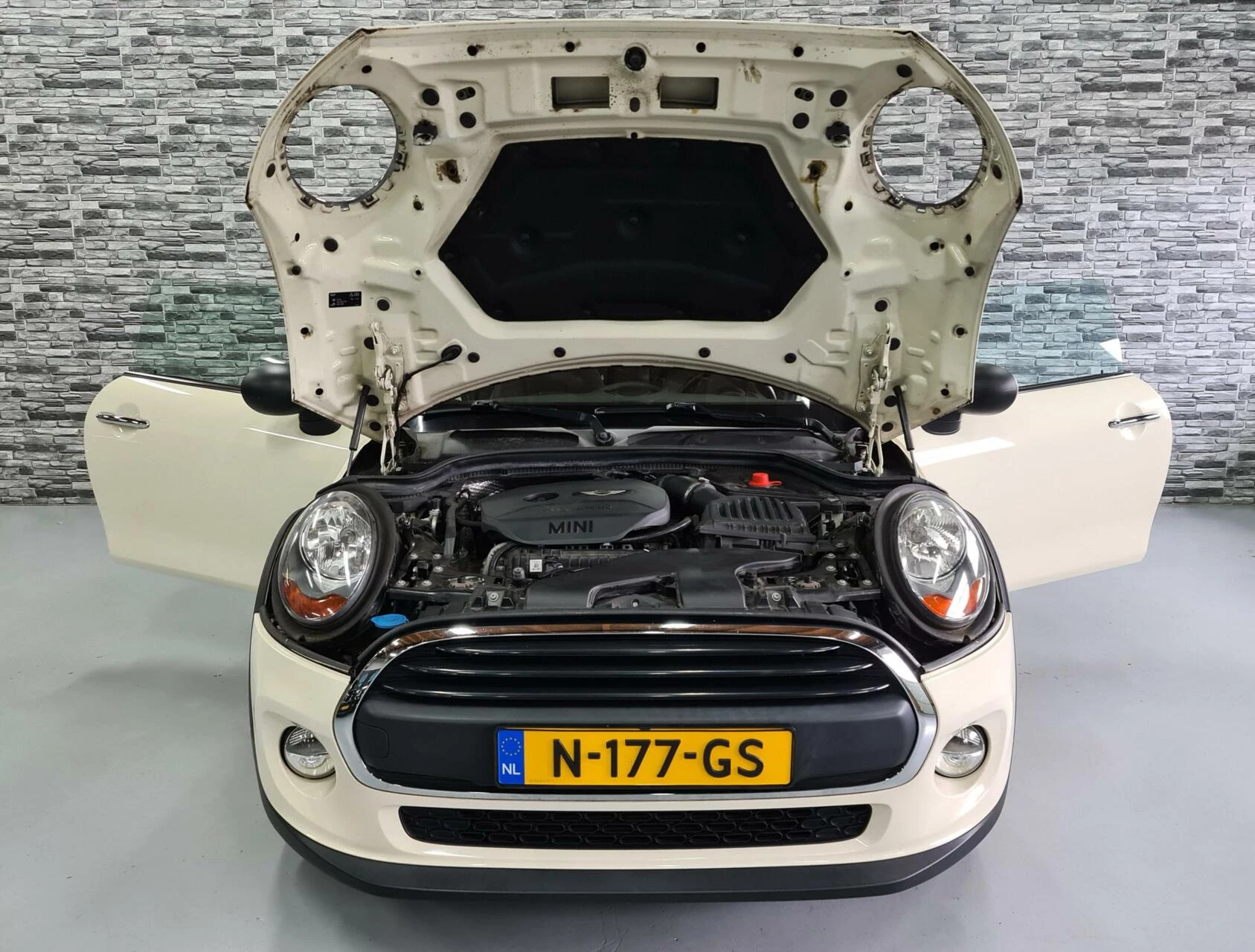 Hoofdafbeelding MINI One