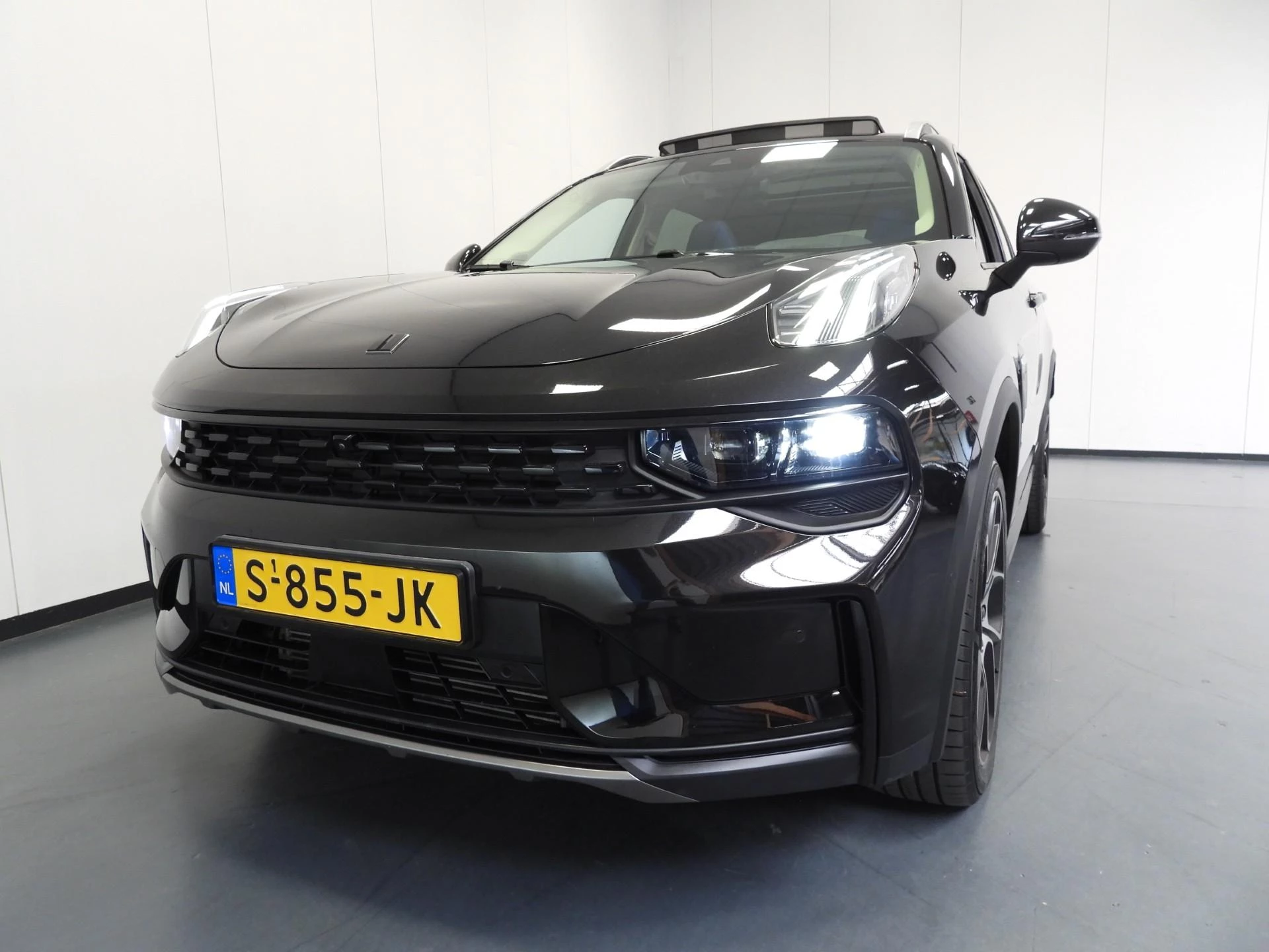 Hoofdafbeelding Lynk & Co 01