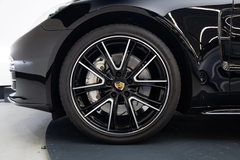 Hoofdafbeelding Porsche Panamera