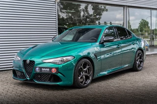 Hoofdafbeelding Alfa Romeo Giulia Alfa Romeo Giulia 2.9 V6 Quadrifoglio My21 Verde Montreal