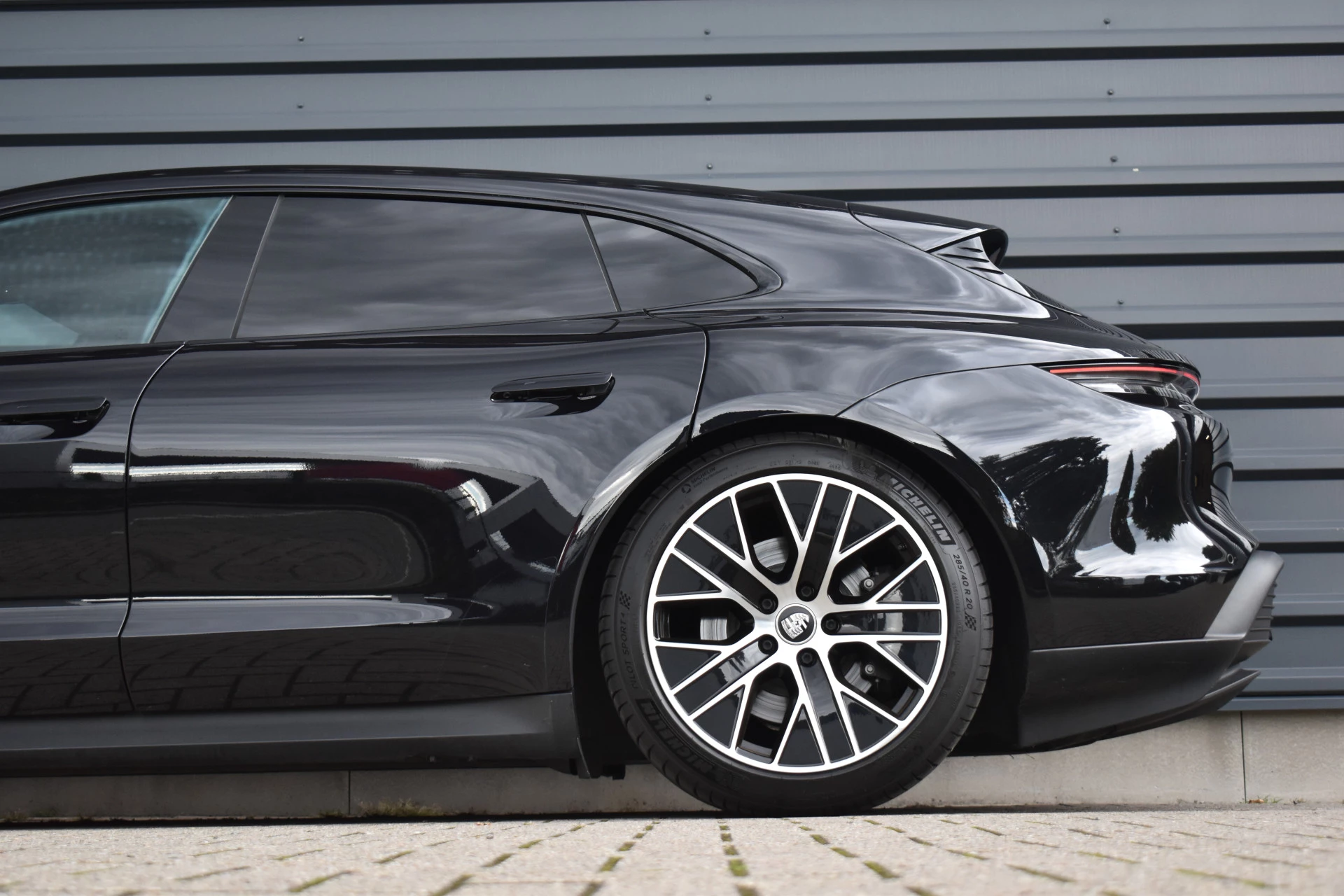 Hoofdafbeelding Porsche Taycan