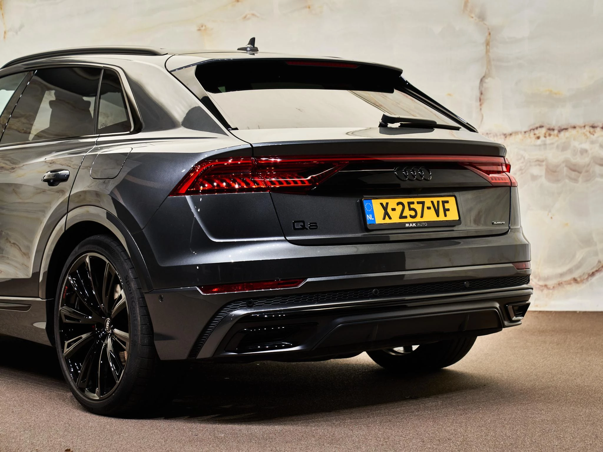 Hoofdafbeelding Audi Q8