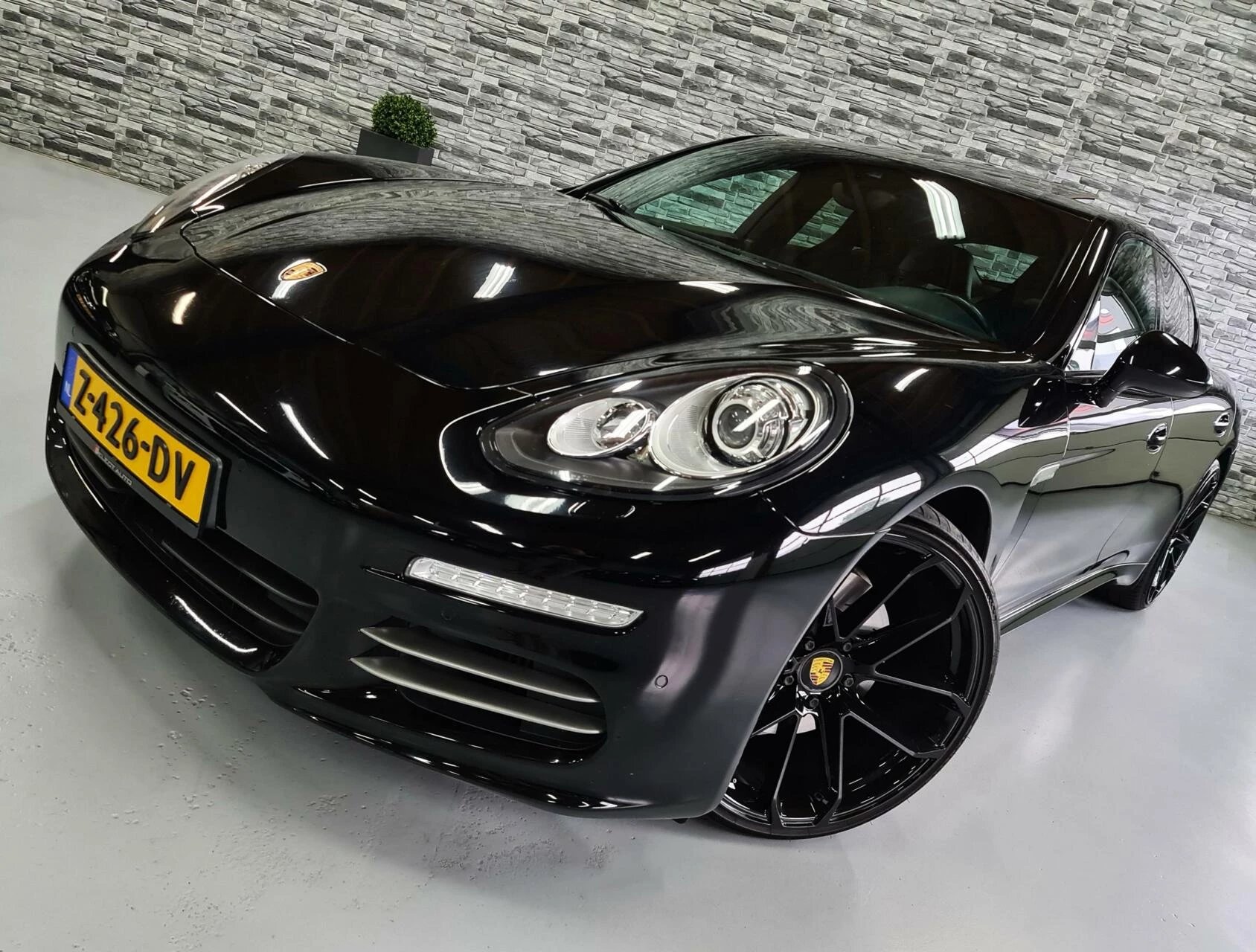 Hoofdafbeelding Porsche Panamera