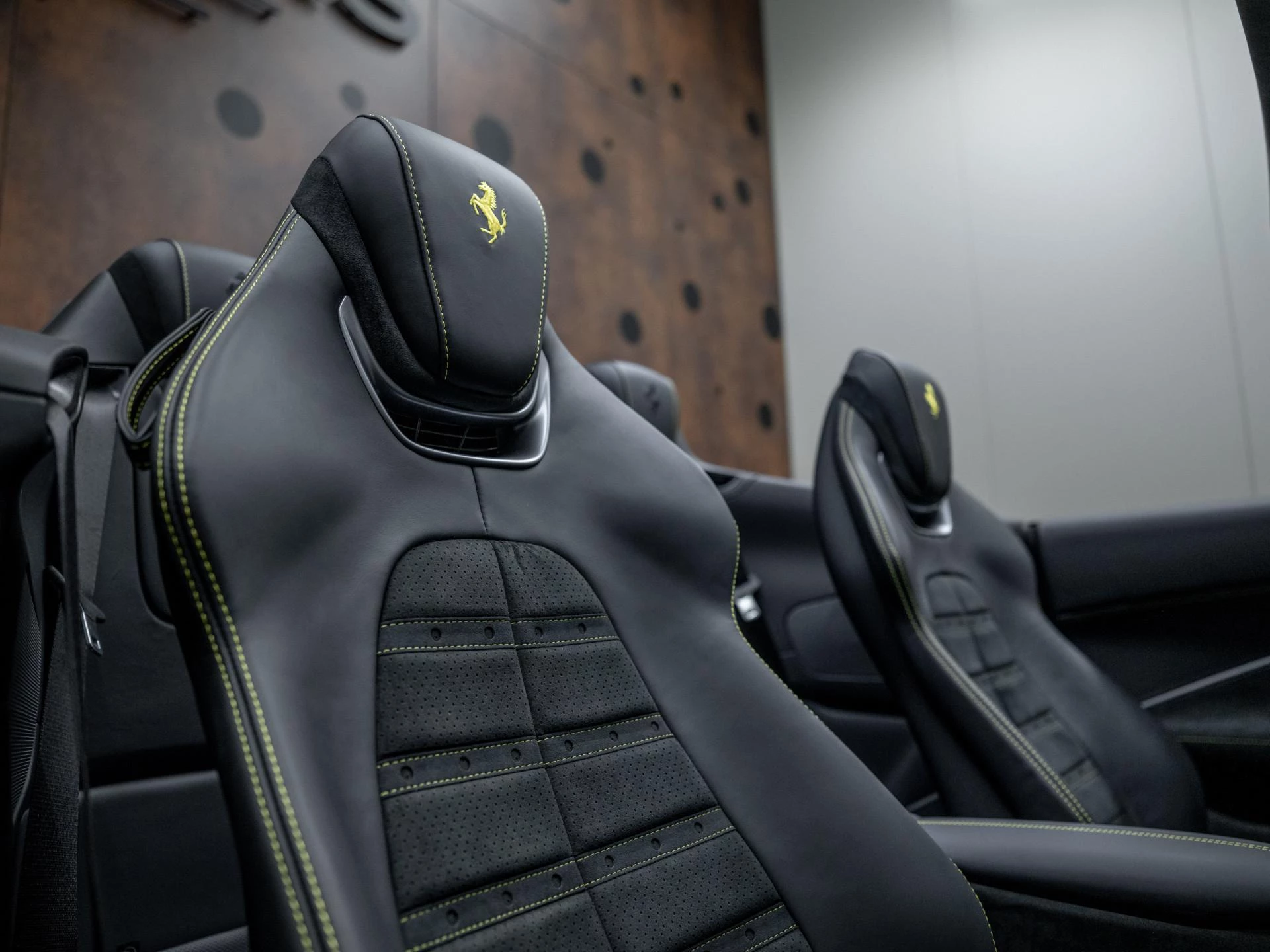 Hoofdafbeelding Ferrari Roma