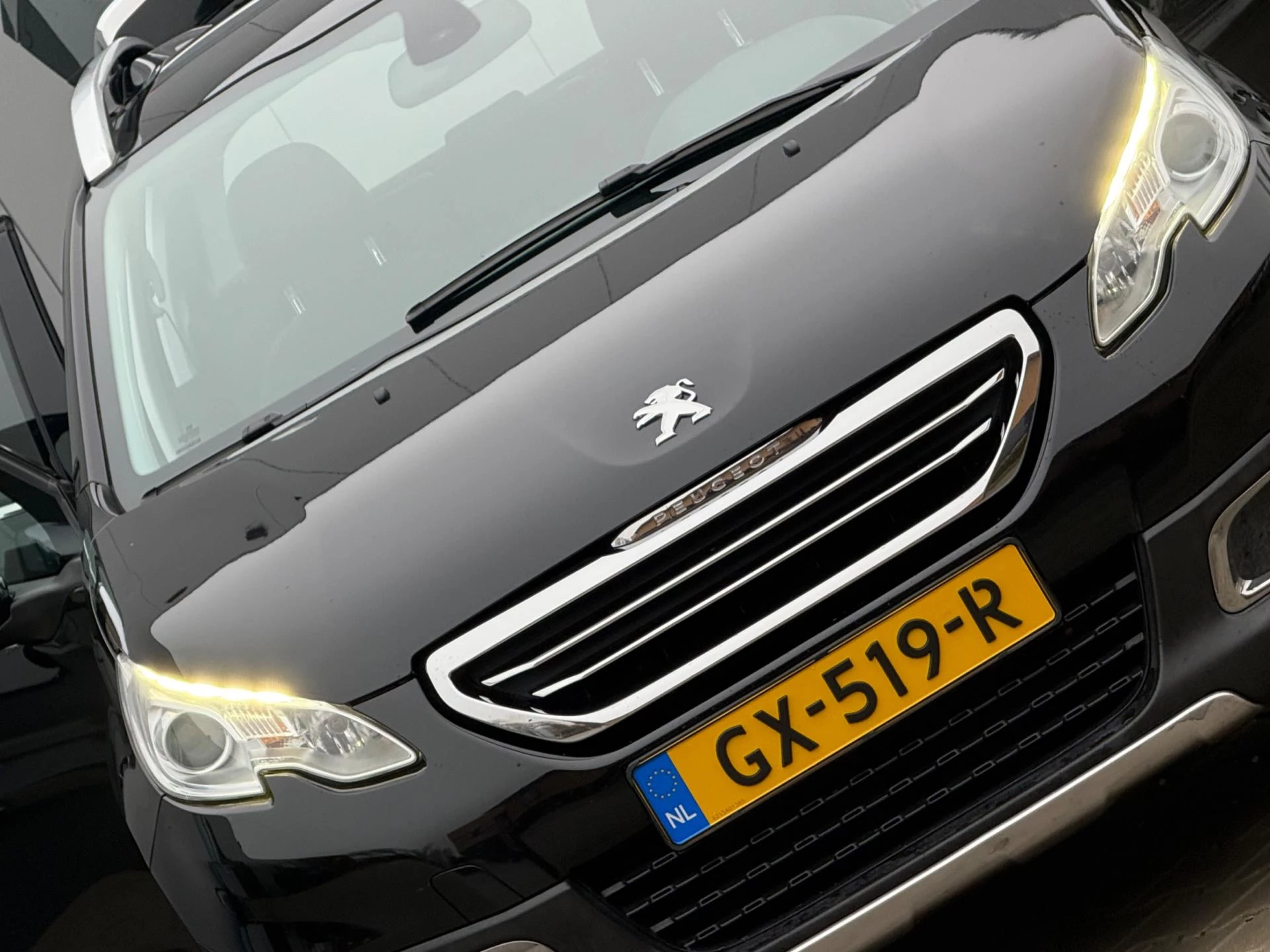 Hoofdafbeelding Peugeot 2008
