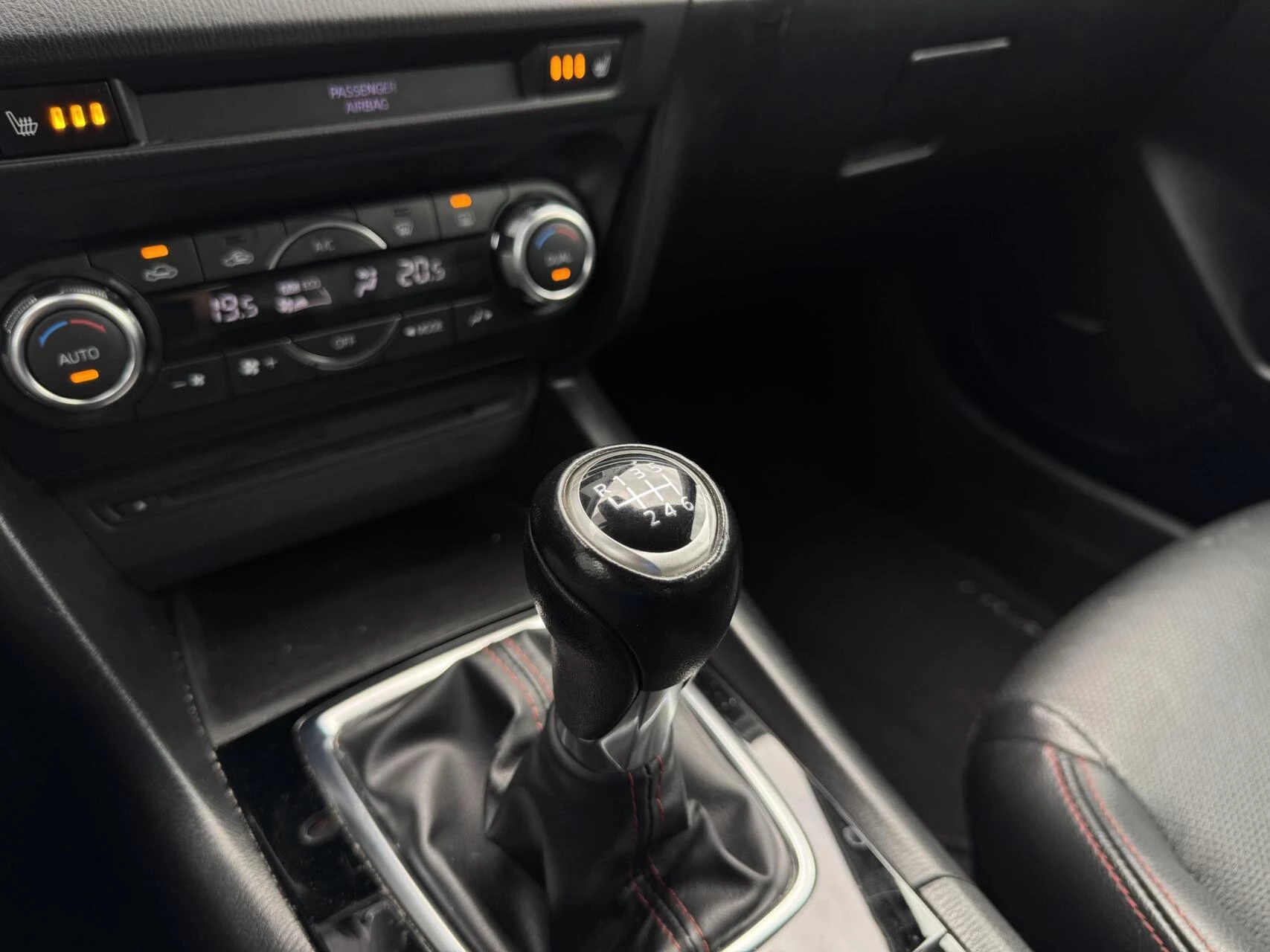 Hoofdafbeelding Mazda 3