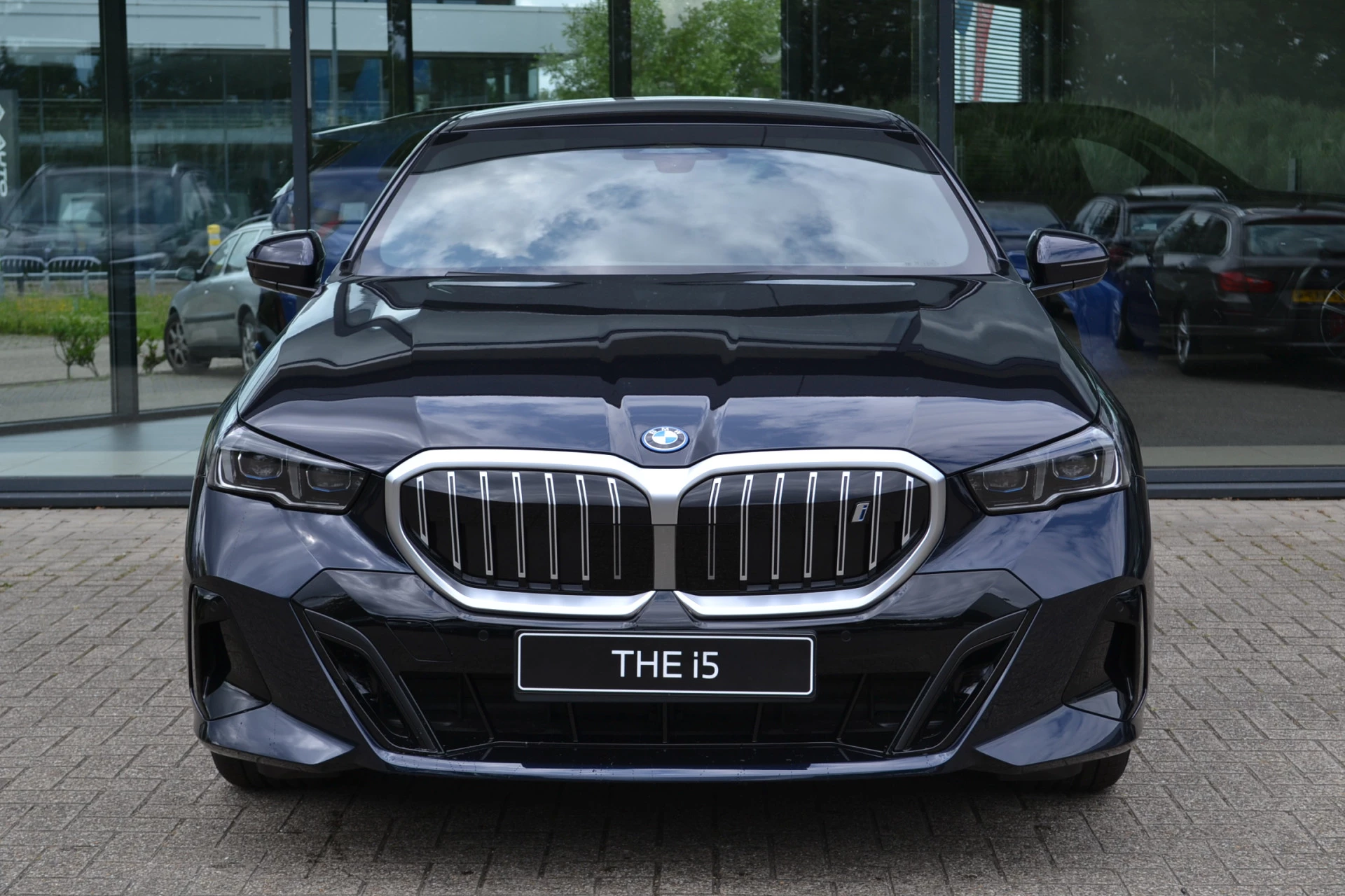 Hoofdafbeelding BMW i5