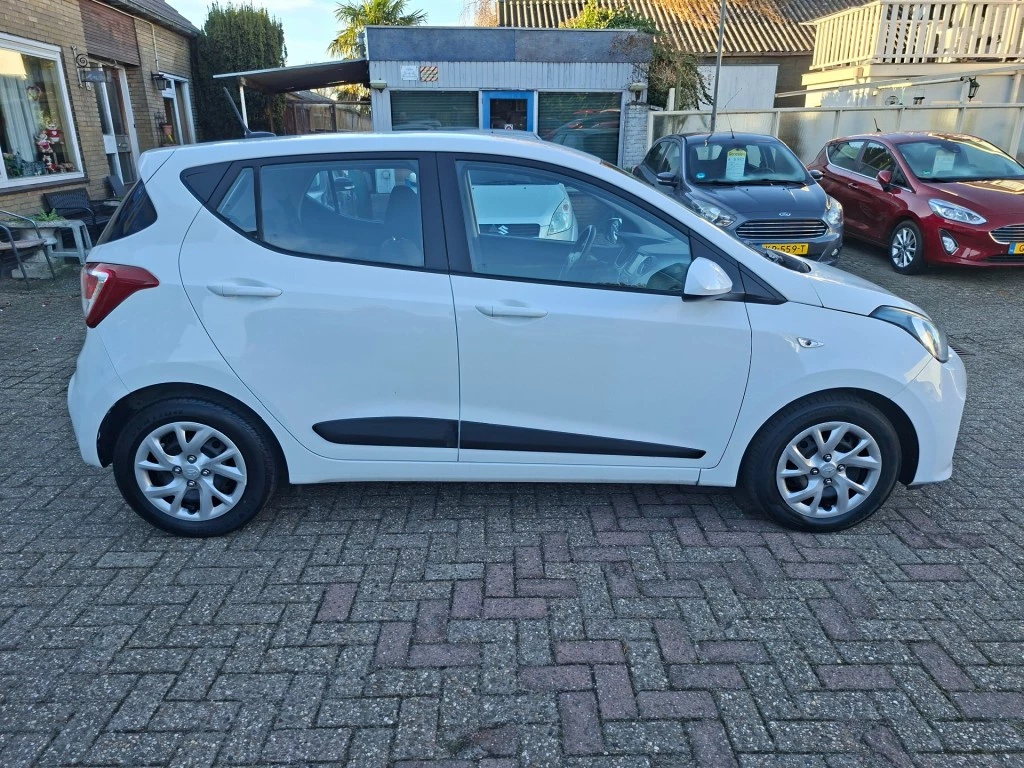 Hoofdafbeelding Hyundai i10