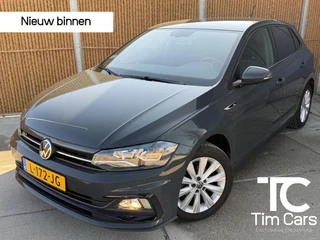 Volkswagen Polo 1.0 TSI R-line | Stoelverwarming | Climate control | Cruise control adaptief | DAB | Apple CarPlay | Extra getint glas | Half/leer | Lichtmetalen velgen