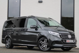 Hoofdafbeelding Mercedes-Benz V-Klasse Mercedes-Benz V-Klasse 300d / Exclusive / DC / Luchtvering / Panorama / 2x Elec Schuifd / 360 Cam / Burmester / Vol Opties / NIEUW!!