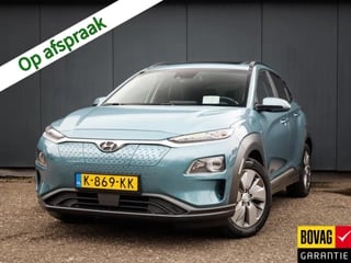 Hyundai Kona EV Limited 64 kWh (204 PK) 2e-Eig, Hyundai-Dealer-Onderh, 12-Mnd-BOVAG, NL-Auto, Warmtepomp, Leer, Trekhaak, Schuifdak, Navigatie/Apple-Carplay/Android-Auto, Adaptive-Cruisecontrol, Head-Up, Keyless-Entry/Start, Parkee Achteruitrijcamera, Stoelverwarming-V+A, Gevent.-Voorstoelen, Premium-Audio, DAB, Lm-Velgen-17Inch, Privacy-Glas