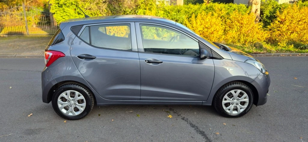 Hoofdafbeelding Hyundai i10