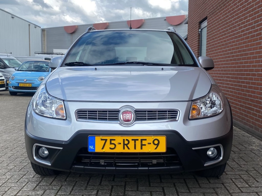 Hoofdafbeelding Fiat Sedici