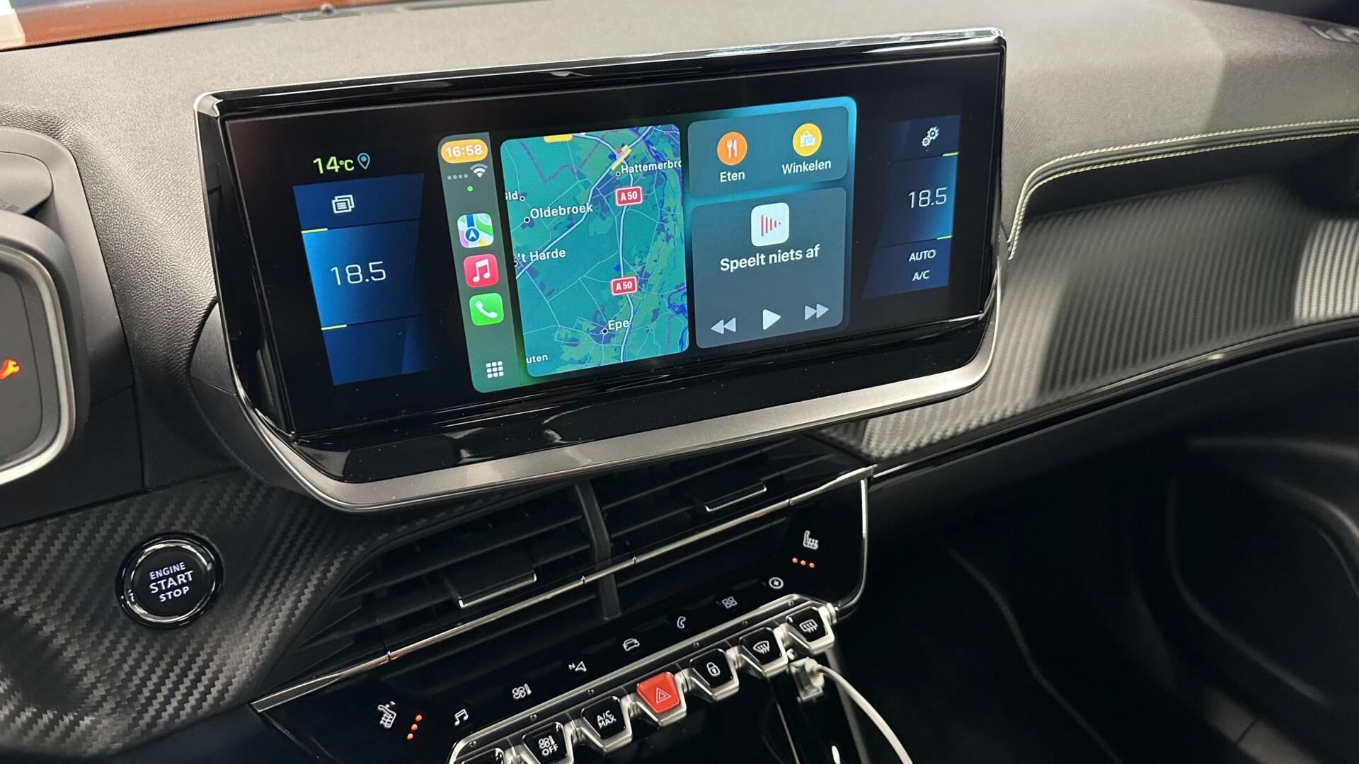 Hoofdafbeelding Peugeot e-2008