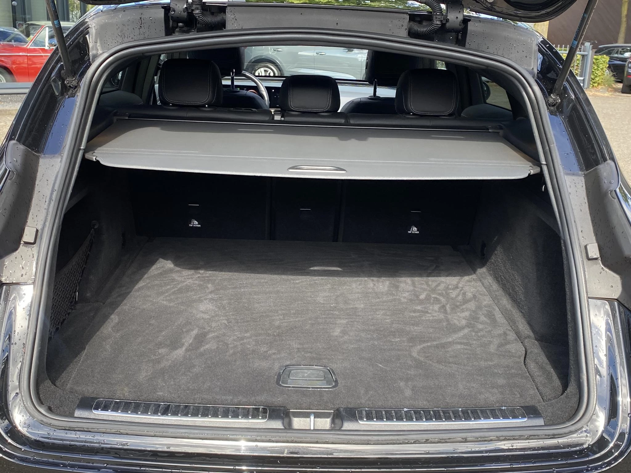 Hoofdafbeelding Mercedes-Benz EQC