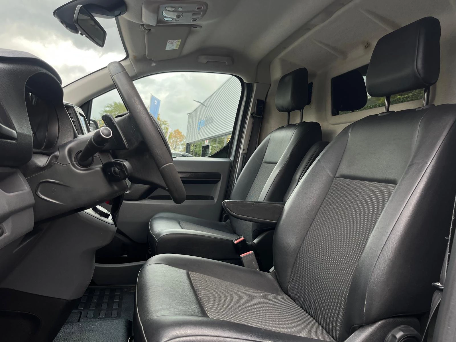 Hoofdafbeelding Peugeot Expert