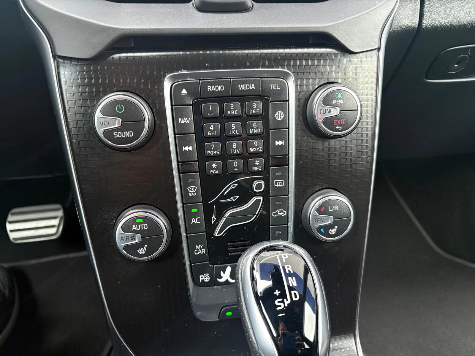 Hoofdafbeelding Volvo V40