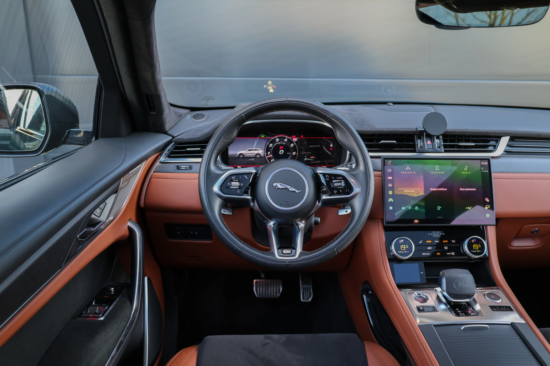 Hoofdafbeelding Jaguar F-PACE