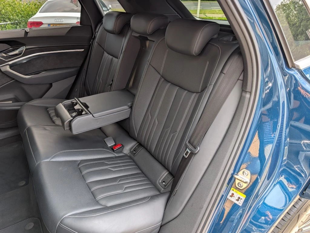 Hoofdafbeelding Audi e-tron